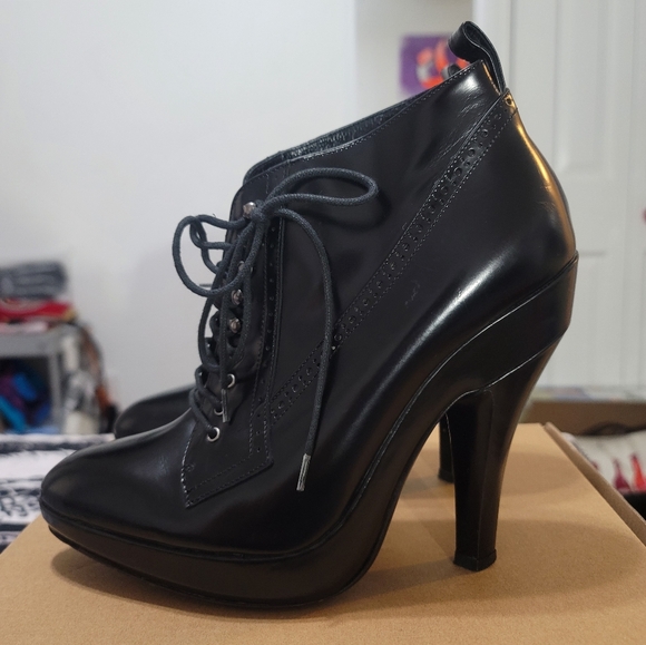 Burberry Prorsum Black Patent Leather Shoes Boots Booties Heels Size 39.5 US 8.5 - Picture 4 of 12